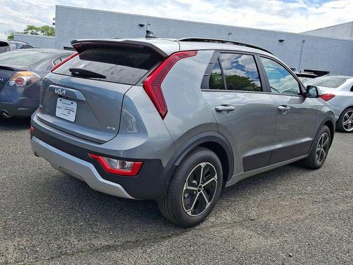 Steel Gray 2026 Kia Niro EX