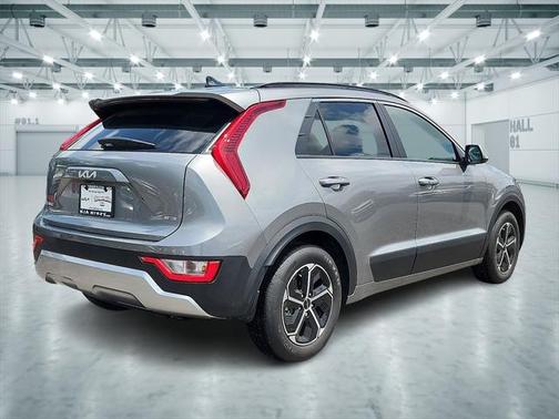 2025 Kia Niro EX