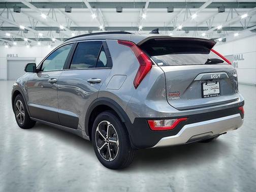 2025 Kia Niro EX
