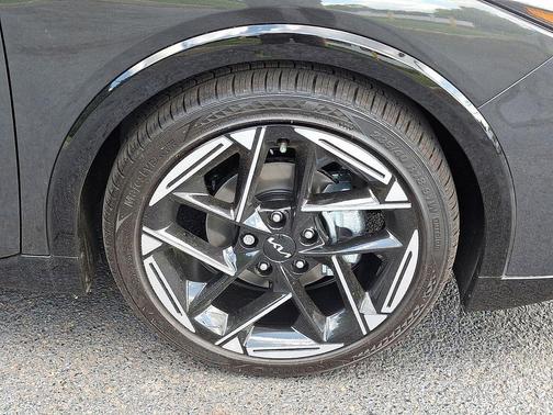 Interstellar Gray 2026 Kia K4 GT-Line
