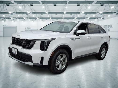 Glacial White Pearl 2026 Kia Sorento LX