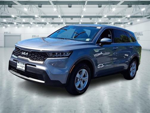 2022 Kia Sorento LX