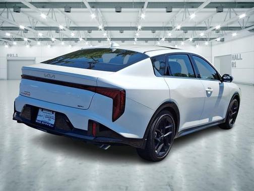 2025 Kia K4 GT-Line Turbo