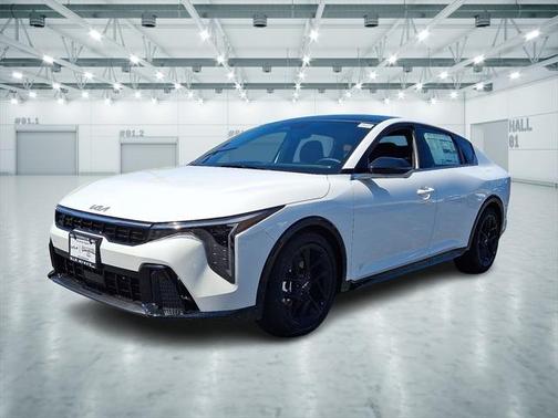 2025 Kia K4 GT-Line Turbo