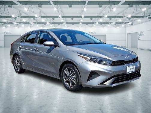 Steel Gray 2022 Kia Forte LXS