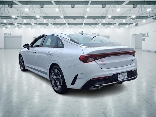 2022 Kia K5 LXS