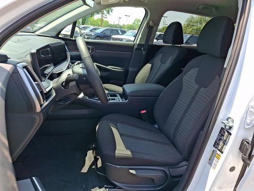 Glacial White Pearl 2026 Kia Sorento LX