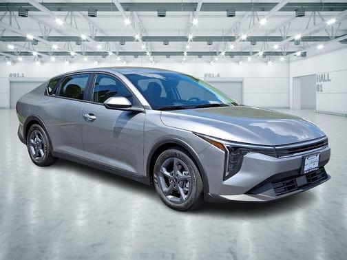 Steel Gray 2026 Kia K4 LXS