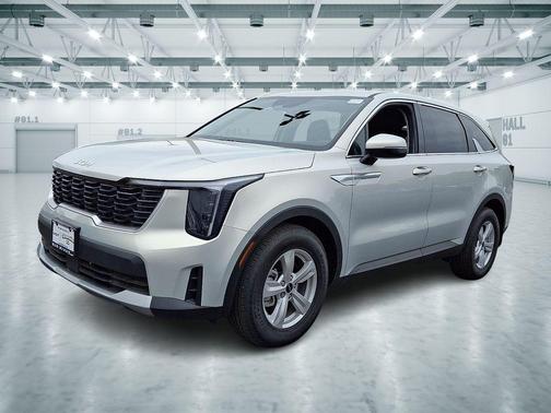 Ivory Silver 2026 Kia Sorento LX