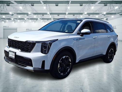 Glacial White Pearl 2026 Kia Sorento S