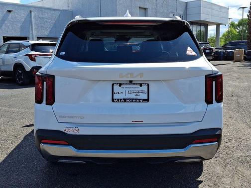 Glacial White Pearl 2026 Kia Sorento S