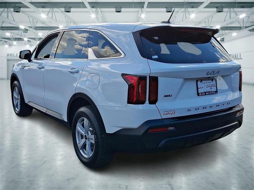 2022 Kia Sorento LX