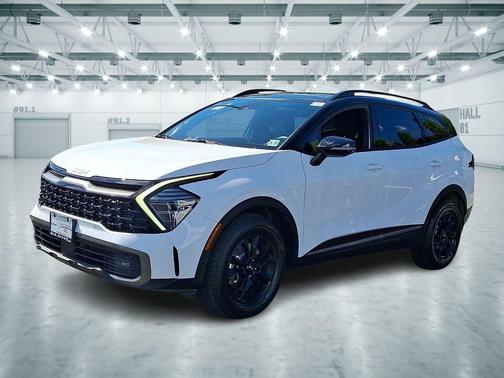 Glacier White Pearl/Ebony Black Roof 2023 Kia Sportage S