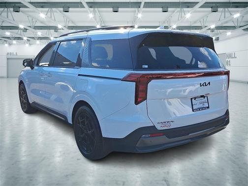 2026 Kia Carnival SX