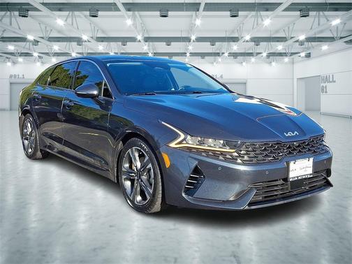 2022 Kia K5 EX