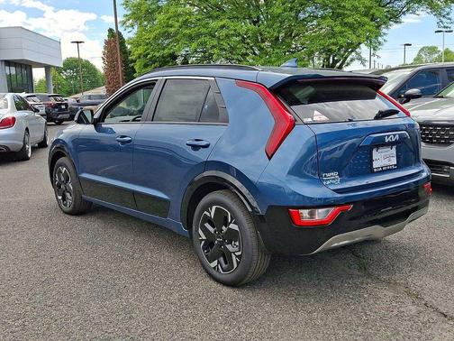 Mineral Blue 2026 Kia Niro EV Wind