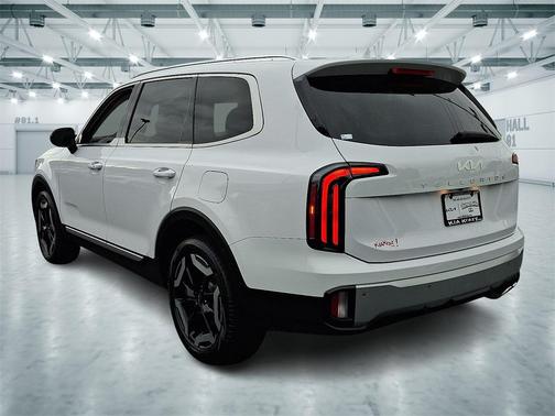 Glacial White Pearl 2023 Kia Telluride EX