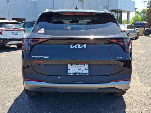 Fusion Black 2026 Kia Sportage Hybrid EX