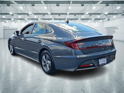 2021 Hyundai SONATA SE