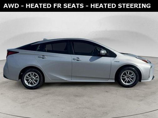 2022 Toyota Prius XLE