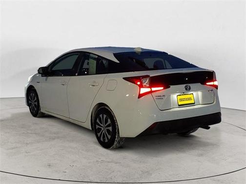 2020 Toyota Prius LE