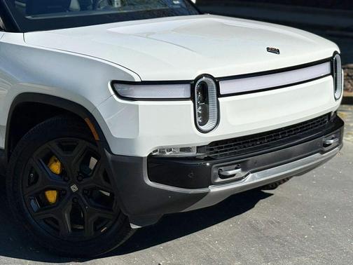 2023 Rivian R1S Launch Edition