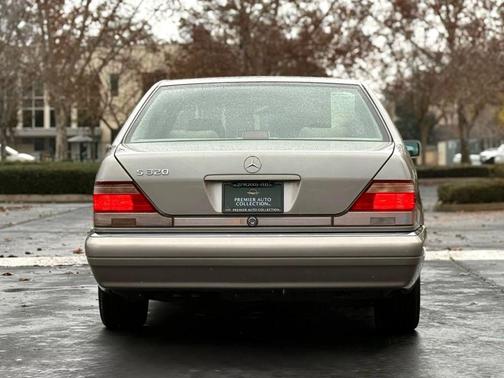 1999 Mercedes-Benz S-Class S 320 LWB Sedan 4D