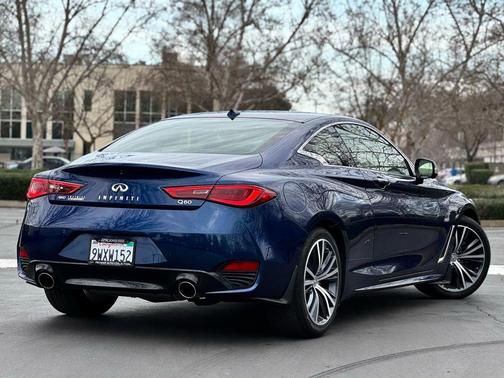 2019 INFINITI Q60 3.0T LUXE