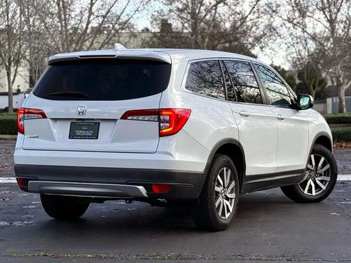 2020 Honda Pilot 2WD EX