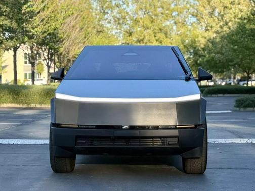 2025 Tesla Cybertruck All-Wheel Drive
