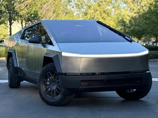 2025 Tesla Cybertruck All-Wheel Drive