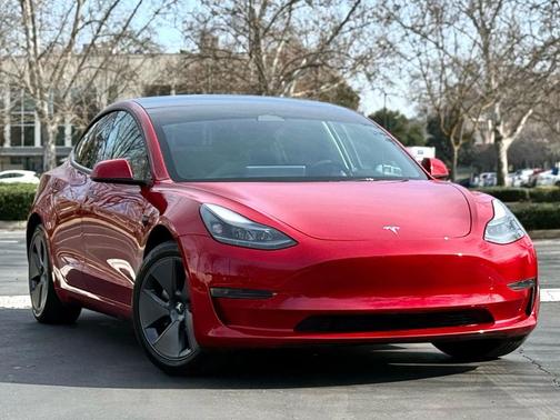2023 Tesla Model 3 Standard Range