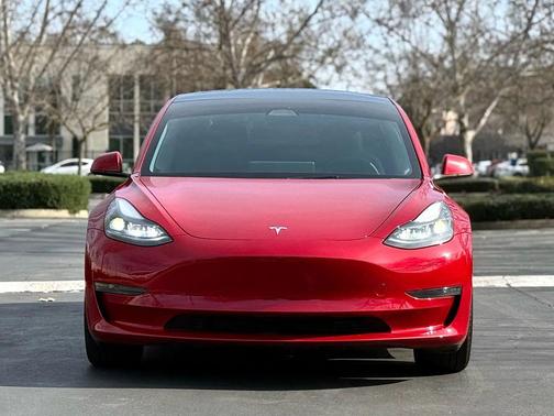 2023 Tesla Model 3 Standard Range