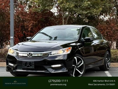 2017 Honda Accord EX-L w/Navigation & Honda Sensing