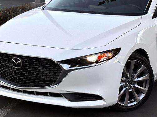 2021 Mazda Mazda3 FWD w/Select Package