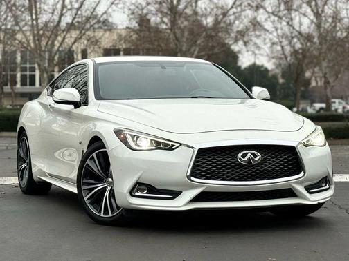 2018 INFINITI Q60 3.0T LUXE