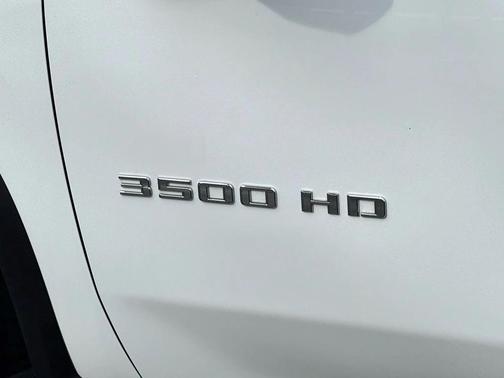2023 Chevrolet Silverado 3500 WT