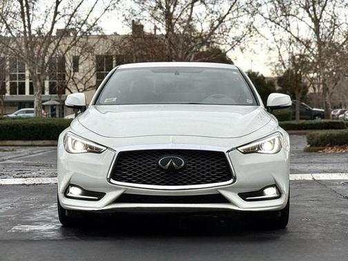 2019 INFINITI Q60 2.0t PURE