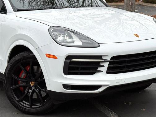 2022 Porsche Cayenne Cayenne