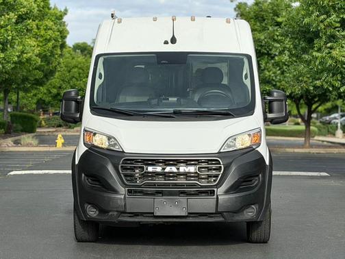 Bright White Clearcoat 2023 RAM ProMaster 1500 Base