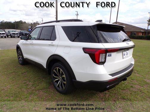 White 2026 Ford Explorer ST-Line