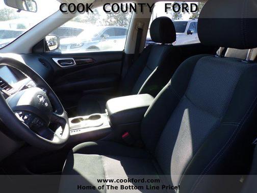 2018 Nissan Pathfinder S