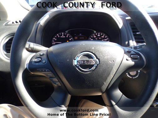 2018 Nissan Pathfinder S