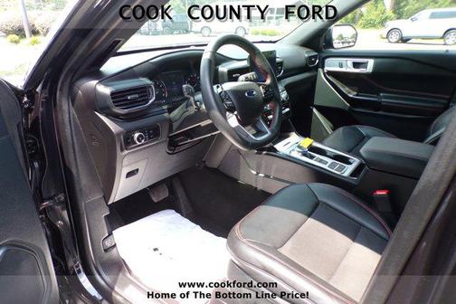 2024 Ford Explorer ST-Line