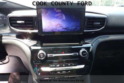 2024 Ford Explorer ST-Line