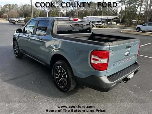 Green 2022 Ford Maverick Lariat