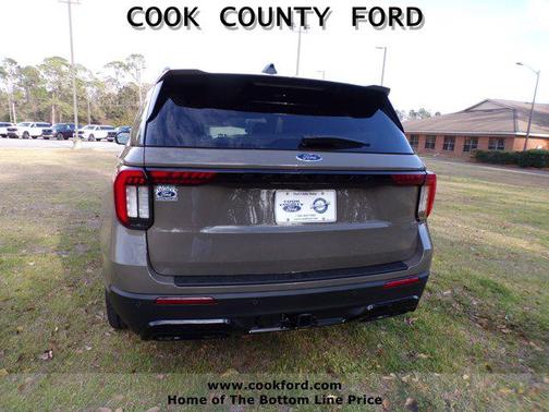 2026 Ford Explorer ST-Line