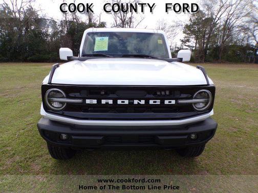 2026 Ford Bronco Outer Banks