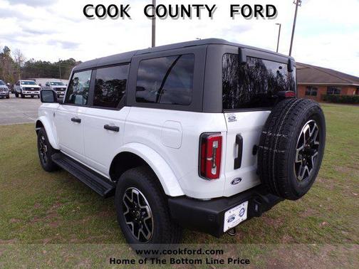 2026 Ford Bronco Outer Banks