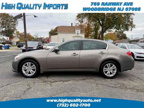 2011 INFINITI G37x Base